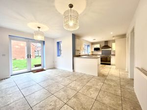 Dining Kitchen- click for photo gallery